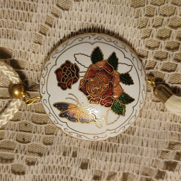 Three Vintage Necklaces plus Bonus - Picture 9 of 12